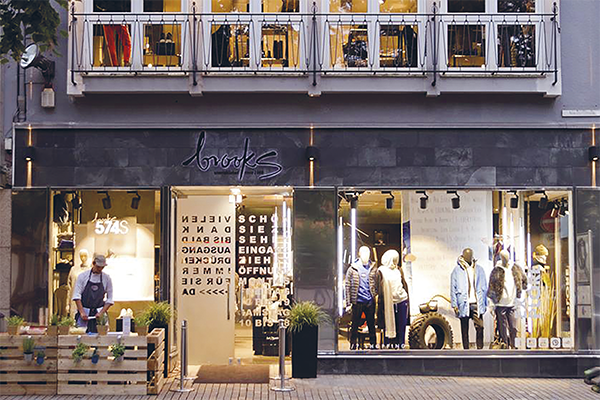 Store Image